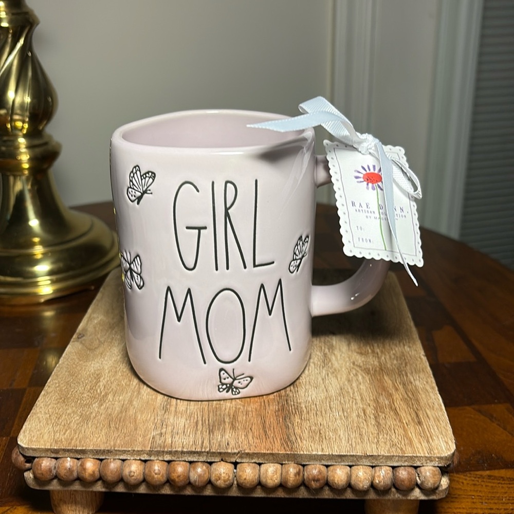 Rae Dunn Girl Mom coffee/tea mug